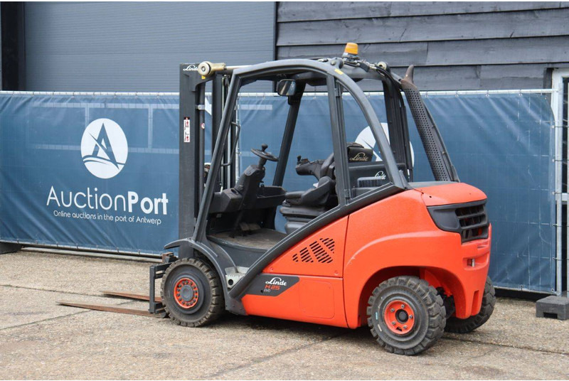 Linde H25D-02 - Дизельний навантажувач: фото 3 Linde H25D-02 - Дизельний навантажувач: фото 3