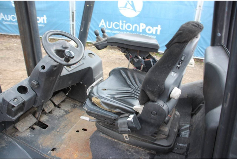 Навантажувач підвищеної прохідності Linde H25T: фото 19