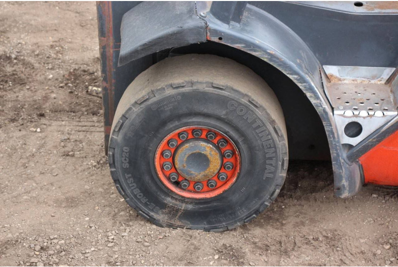 Навантажувач підвищеної прохідності Linde H25T: фото 13