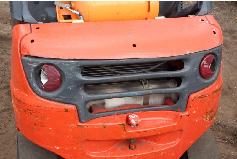 Навантажувач підвищеної прохідності Linde H25T: фото 15