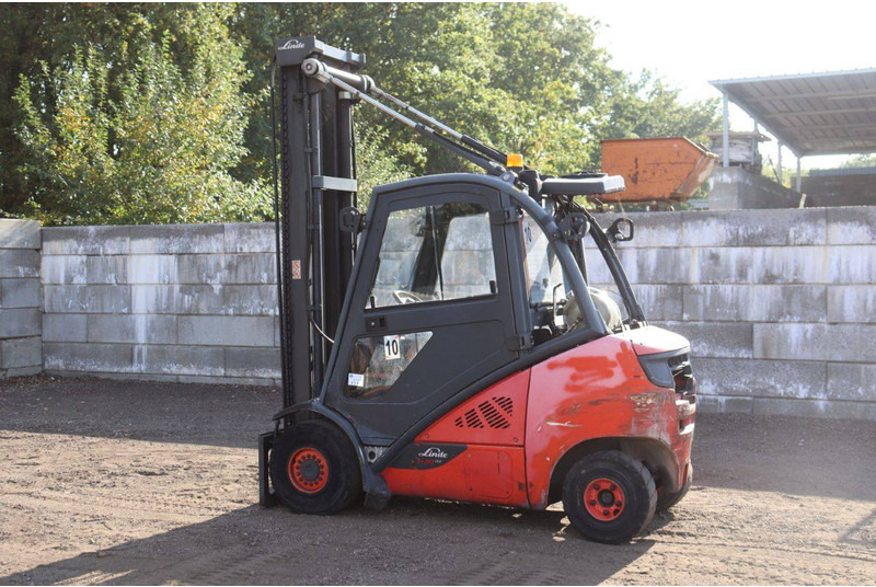 Linde H30CNG - Газовий навантажувач: фото 3 Linde H30CNG - Газовий навантажувач: фото 3