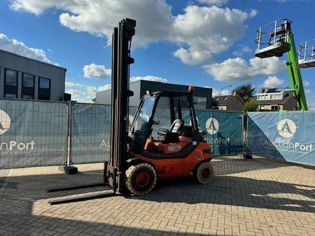 Linde H30T - Газовий навантажувач: фото 4 Linde H30T - Газовий навантажувач: фото 4