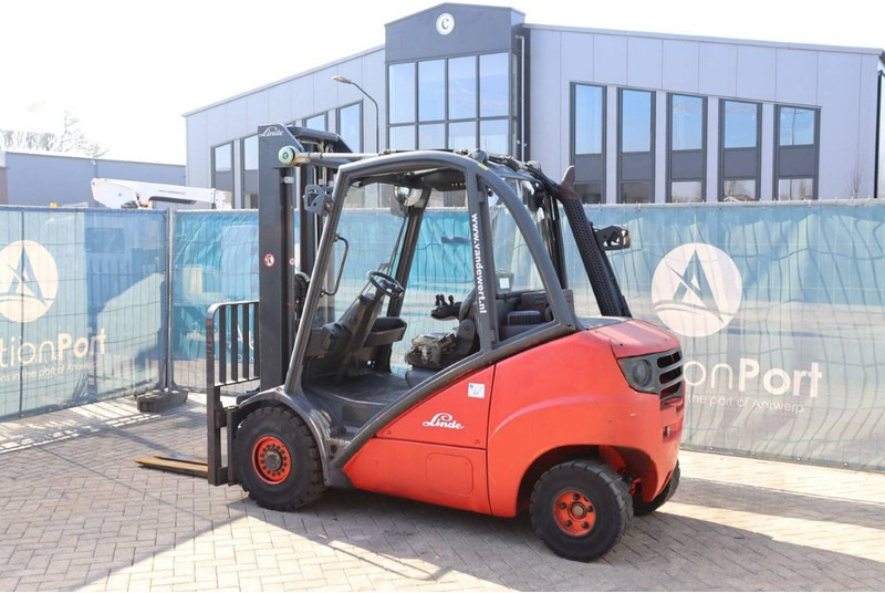 Linde H35D - Дизельний навантажувач: фото 3 Linde H35D - Дизельний навантажувач: фото 3