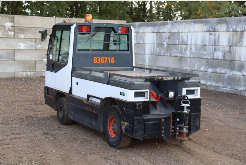 Linde P250 - Трактор: фото 4 Linde P250 - Трактор: фото 4