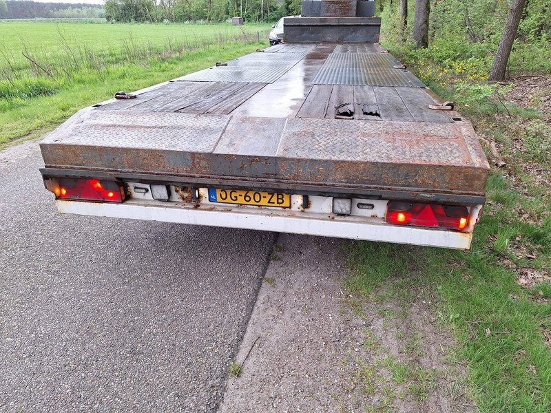 Lintrailers 3 LSDU 18-27 - Низькорамна платформа напівпричіп: фото 4 Lintrailers 3 LSDU 18-27 - Низькорамна платформа напівпричіп: фото 4