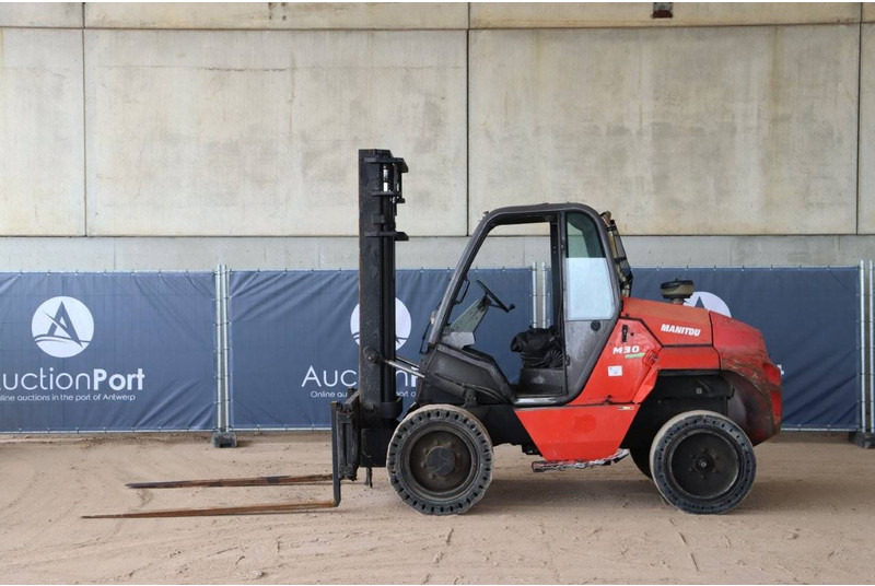 Manitou M 30-2 P ST3B S4 EU - Навантажувач підвищеної прохідності: фото 2 Manitou M 30-2 P ST3B S4 EU - Навантажувач підвищеної прохідності: фото 2
