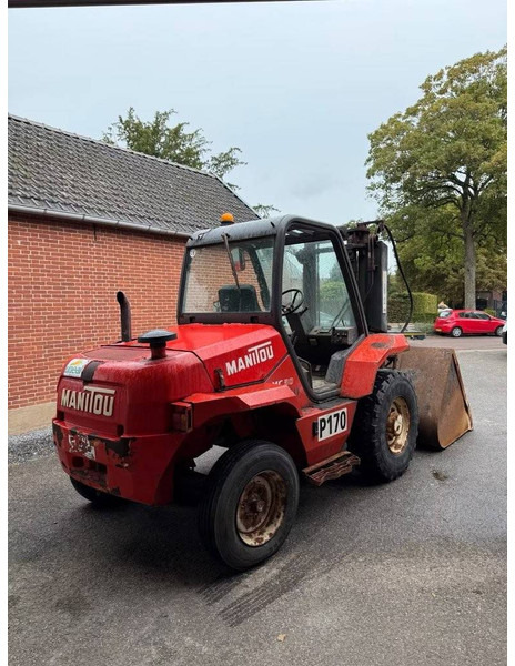 Manitou MC30D - Дизельний навантажувач: фото 5 Manitou MC30D - Дизельний навантажувач: фото 5
