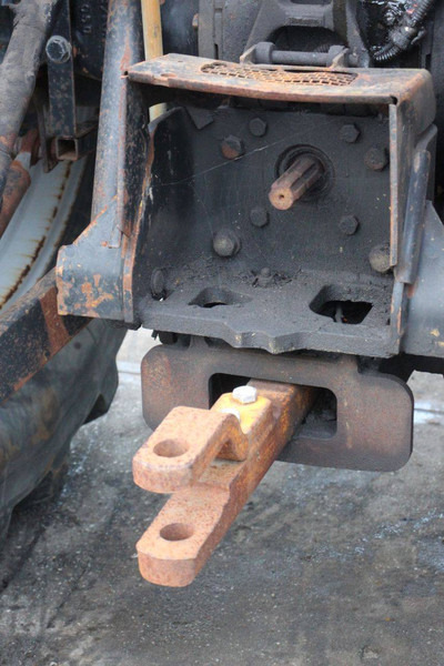 Трактор Massey Ferguson 4345: фото 16