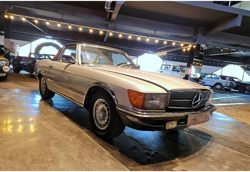 Mercedes-Benz 280 SL - Легковий автомобіль: фото 2 Mercedes-Benz 280 SL - Легковий автомобіль: фото 2