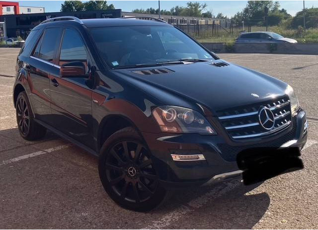 Mercedes-Benz M-Klasse ML 350 CDI BLUETEС - Седан: фото 4 Mercedes-Benz M-Klasse ML 350 CDI BLUETEС - Седан: фото 4