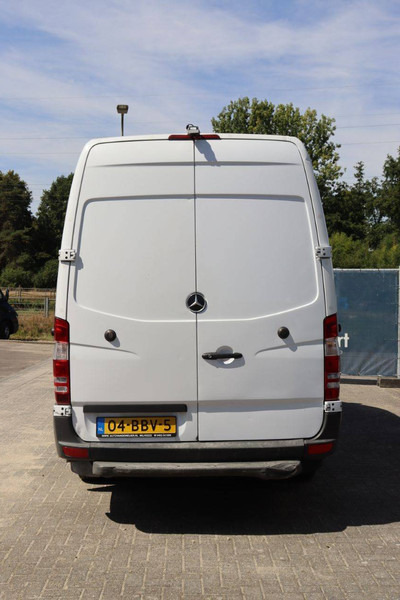Mercedes-Benz Sprinter - Суцільнометалевий фургон: фото 5 Mercedes-Benz Sprinter - Суцільнометалевий фургон: фото 5