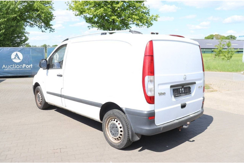 Mercedes-Benz Vito CDI 109 - Суцільнометалевий фургон: фото 3 Mercedes-Benz Vito CDI 109 - Суцільнометалевий фургон: фото 3