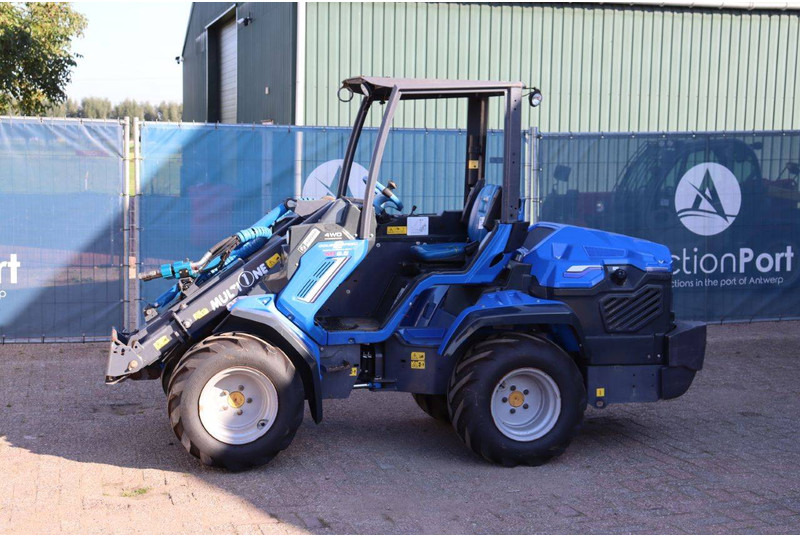 MultiOne 9.5 - Колісний навантажувач: фото 1 MultiOne 9.5 - Колісний навантажувач: фото 1