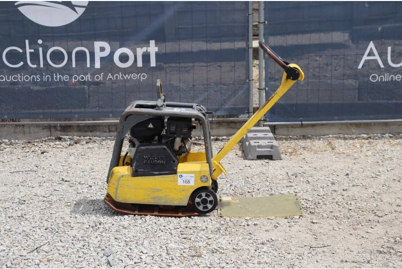Neuson BPU3050 - Віброплита: фото 2 Neuson BPU3050 - Віброплита: фото 2