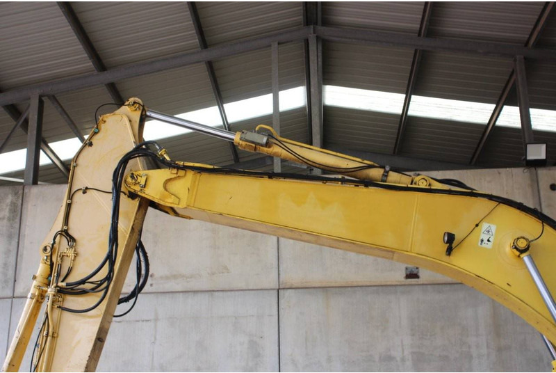 Гусеничний екскаватор New Holland E265: фото 12