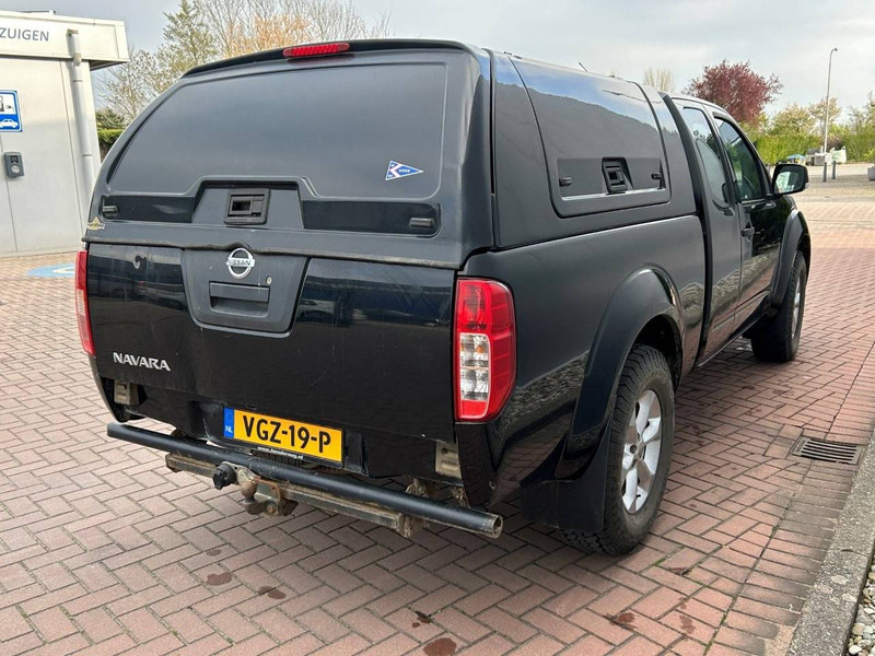 Nissan Navara - Легковий автомобіль: фото 4 Nissan Navara - Легковий автомобіль: фото 4