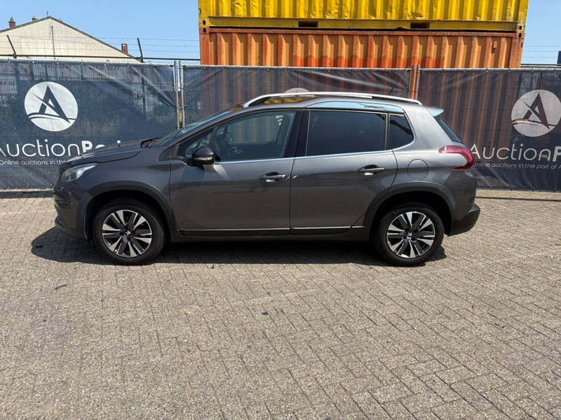 Peugeot 2008 SUV - Позашляховик: фото 2 Peugeot 2008 SUV - Позашляховик: фото 2