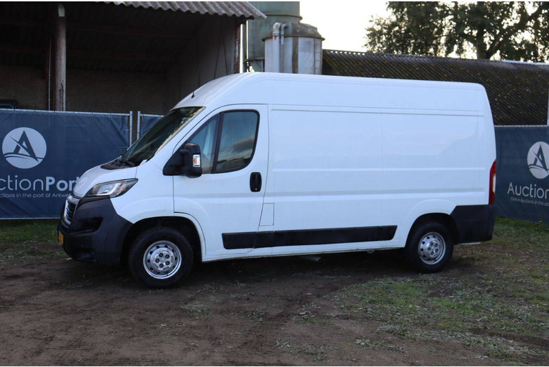 Peugeot Boxer - Суцільнометалевий фургон: фото 1 Peugeot Boxer - Суцільнометалевий фургон: фото 1