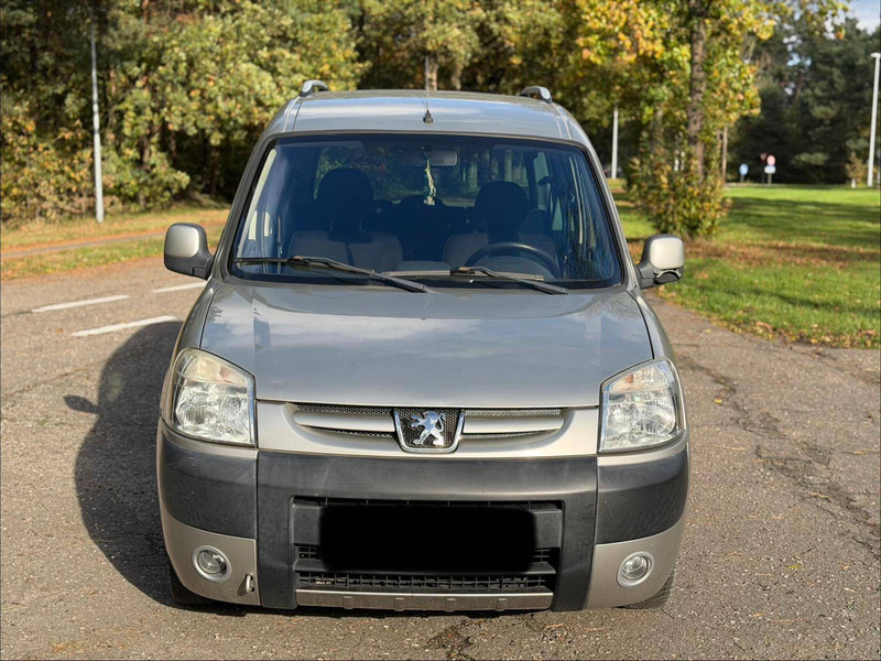 Peugeot Partner 1.6 HDI - Седан: фото 5 Peugeot Partner 1.6 HDI - Седан: фото 5