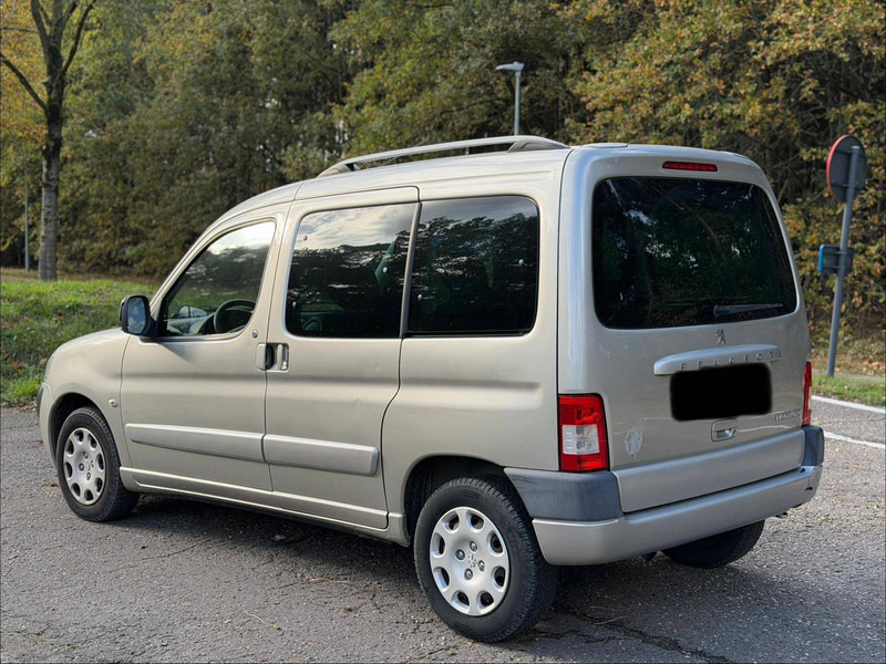 Peugeot Partner 1.6 HDI - Седан: фото 4 Peugeot Partner 1.6 HDI - Седан: фото 4