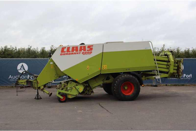 Claas Quadrant 2200 - Сільськогосподарська техніка: фото 3 Claas Quadrant 2200 - Сільськогосподарська техніка: фото 3