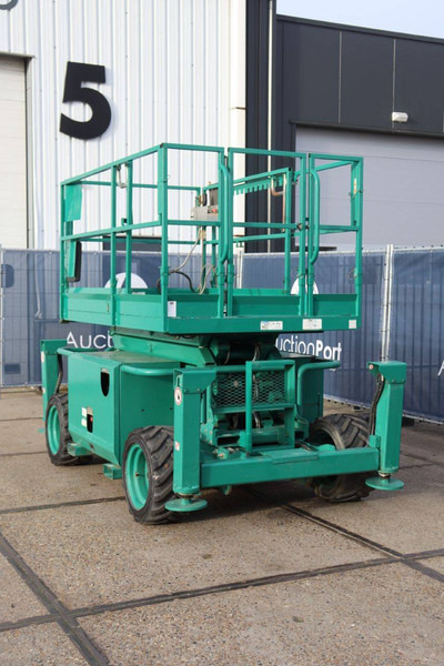 Skyjack SJ 6832RT - Ножичний підйомник: фото 4 Skyjack SJ 6832RT - Ножичний підйомник: фото 4