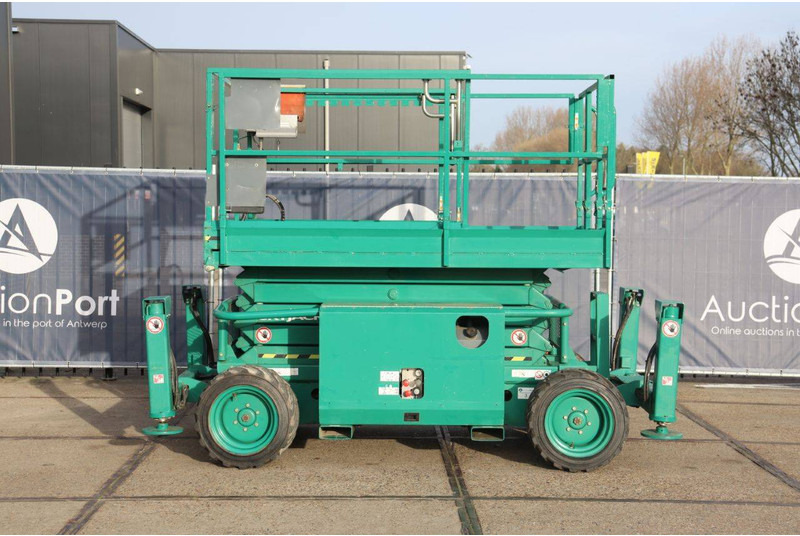 Skyjack SJ6832RT - Ножичний підйомник: фото 2 Skyjack SJ6832RT - Ножичний підйомник: фото 2