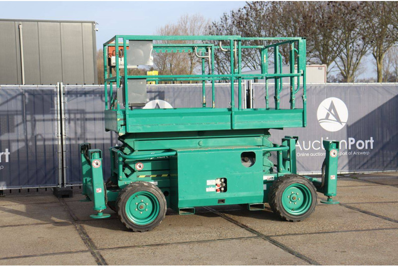 Skyjack SJ6832RT - Ножичний підйомник: фото 1 Skyjack SJ6832RT - Ножичний підйомник: фото 1