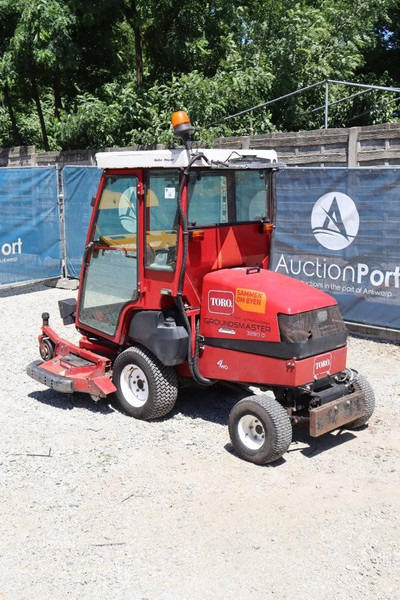 Toro Groundsmaster 3280 D - Газонокосарка: фото 4 Toro Groundsmaster 3280 D - Газонокосарка: фото 4