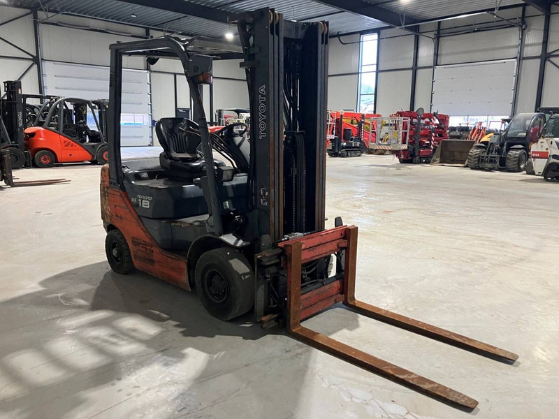 Дизельний навантажувач Toyota 02-8FDF18: фото 6 Дизельний навантажувач Toyota 02-8FDF18: фото 6