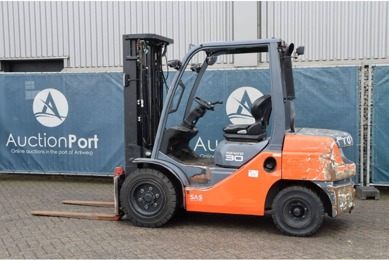 Toyota 02-8FDF30 - Дизельний навантажувач: фото 3 Toyota 02-8FDF30 - Дизельний навантажувач: фото 3