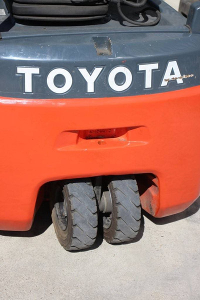 Електронавантажувач Toyota 8FBE16T: фото 15 Електронавантажувач Toyota 8FBE16T: фото 15