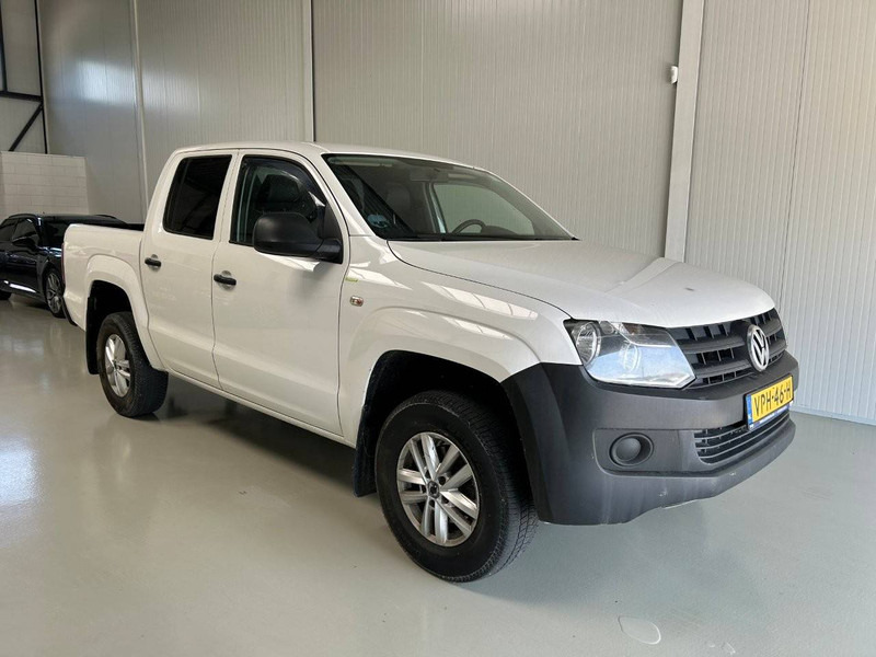 Volkswagen Amarok - Легковий автомобіль: фото 4 Volkswagen Amarok - Легковий автомобіль: фото 4