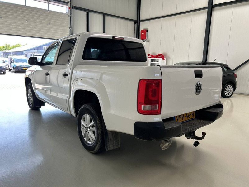 Volkswagen Amarok - Легковий автомобіль: фото 2 Volkswagen Amarok - Легковий автомобіль: фото 2