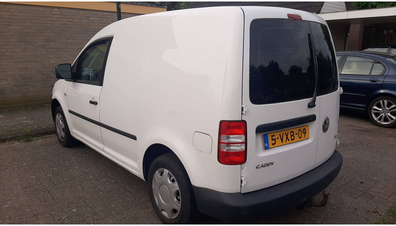 Volkswagen Caddy 1.6 tdi - Суцільнометалевий фургон: фото 2 Volkswagen Caddy 1.6 tdi - Суцільнометалевий фургон: фото 2