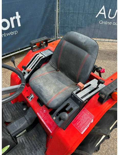 Трактор Yanmar F155: фото 13