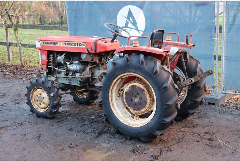 Yanmar YM2210d - Трактор: фото 3 Yanmar YM2210d - Трактор: фото 3