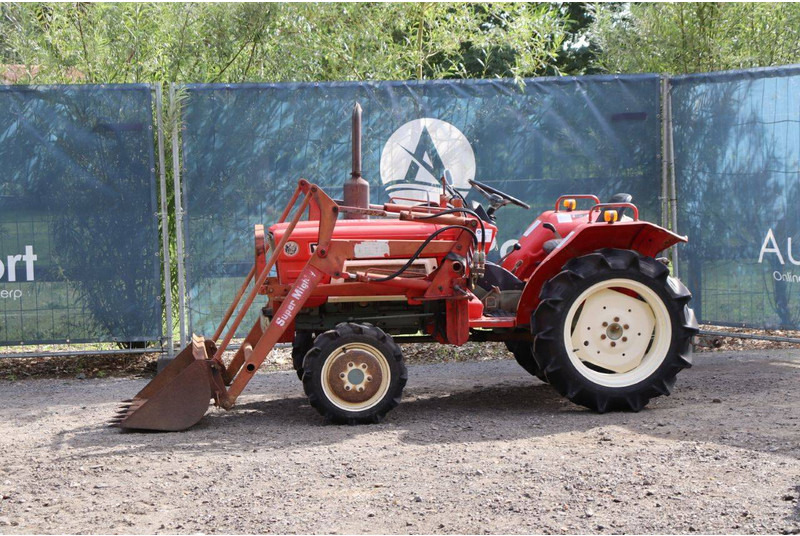 Yanmar YMG1800D - Трактор: фото 1 Yanmar YMG1800D - Трактор: фото 1