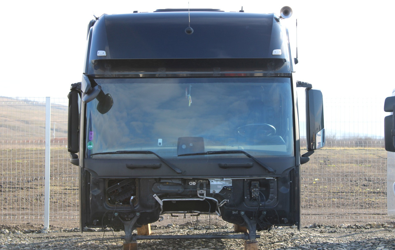 CABINA MERCEDES ACTROS MP4 GIGA SPACE - Кабіна в категорії Вантажівки: фото 1 CABINA MERCEDES ACTROS MP4 GIGA SPACE - Кабіна в категорії Вантажівки: фото 1