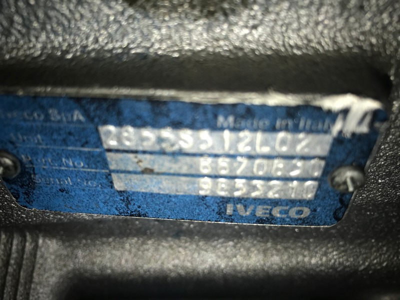 CUTIE DE VITEZE IVECO 8870830 - Коробка передач в категорії Вантажівки: фото 3 CUTIE DE VITEZE IVECO 8870830 - Коробка передач в категорії Вантажівки: фото 3