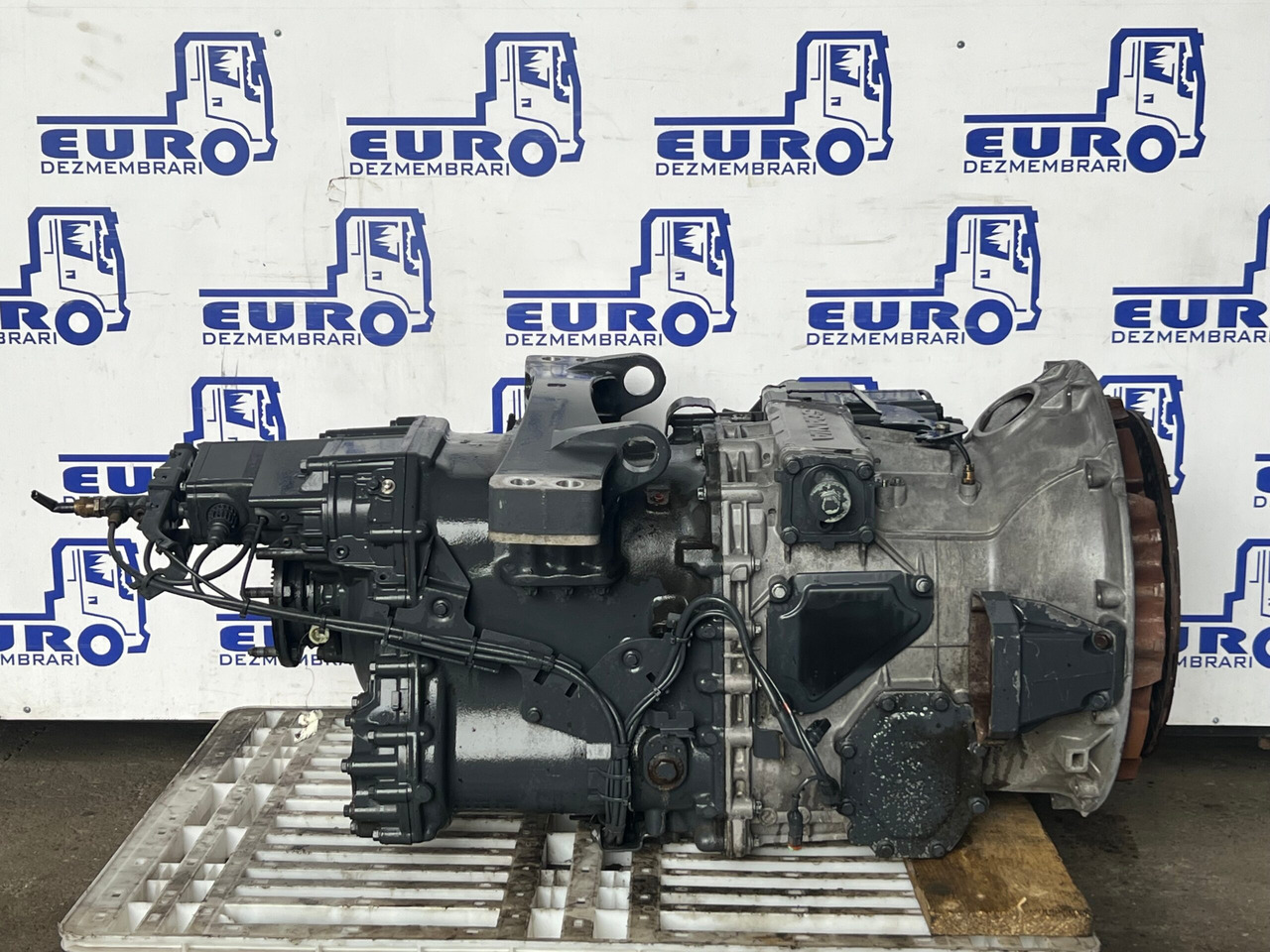CUTIE DE VITEZE MAN AUTOMATA FARA RETARDER TIPMATIC 14 2700NM DD 81.32004.6415 - Коробка передач в категорії Вантажівки: фото 3 CUTIE DE VITEZE MAN AUTOMATA FARA RETARDER TIPMATIC 14 2700NM DD 81.32004.6415 - Коробка передач в категорії Вантажівки: фото 3