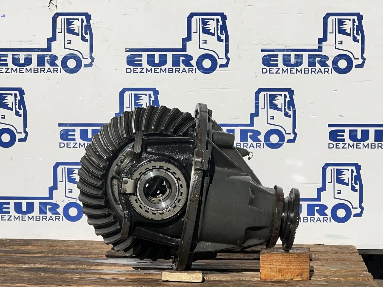 DIFERENTIAL RENAULT MS17X R=2.64 - Диференціал в категорії Вантажівки: фото 1 DIFERENTIAL RENAULT MS17X R=2.64 - Диференціал в категорії Вантажівки: фото 1