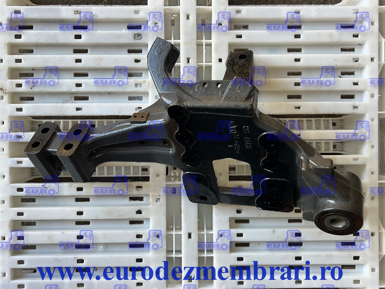 SUPORT CABINA STANGA SPATE DAF 1922171 192273 1892983 - Рама/ Шасі в категорії Вантажівки: фото 2 SUPORT CABINA STANGA SPATE DAF 1922171 192273 1892983 - Рама/ Шасі в категорії Вантажівки: фото 2
