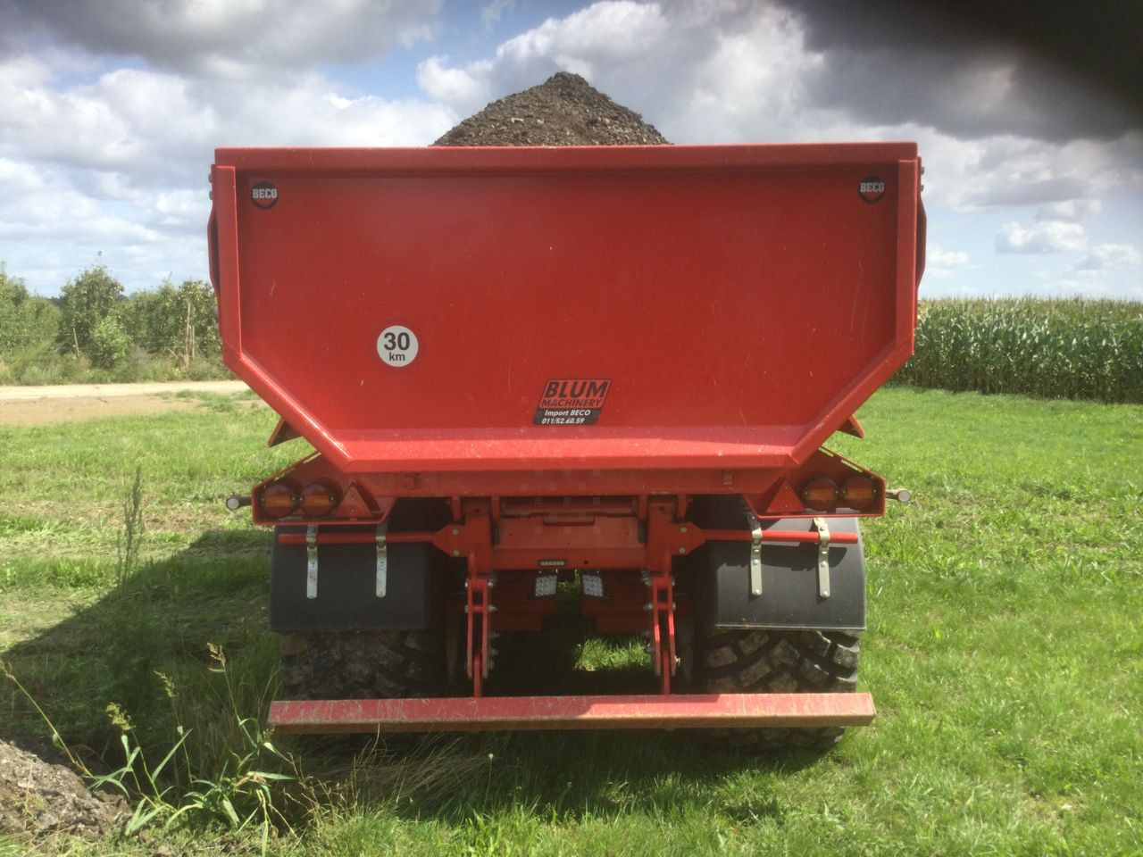 Beco Maxxim 260 - Самоскид причіп: фото 4 Beco Maxxim 260 - Самоскид причіп: фото 4