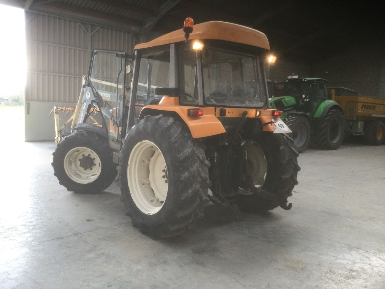 Renault CERES 355 X - Трактор: фото 4 Renault CERES 355 X - Трактор: фото 4