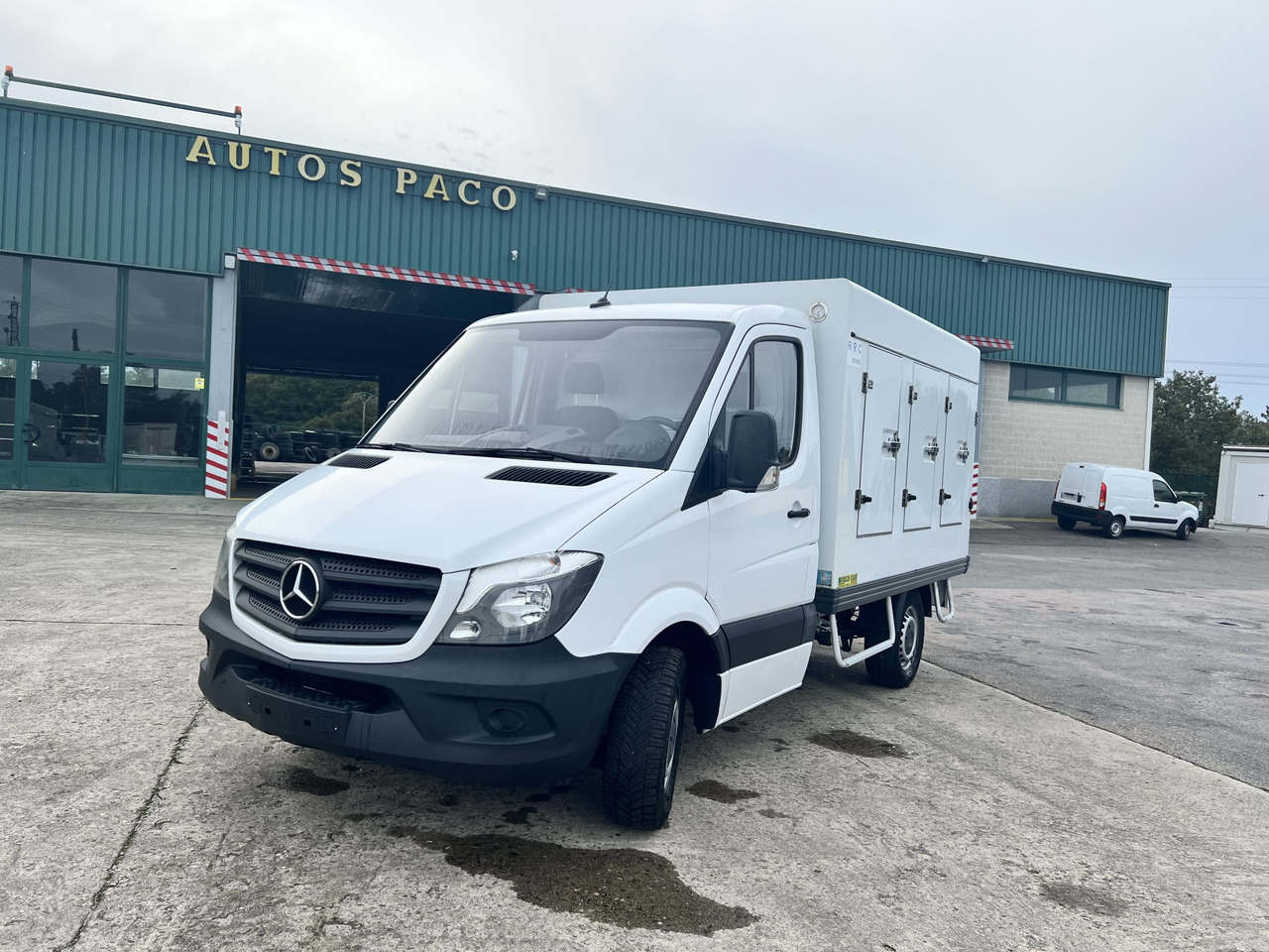 CAMION HELADERO 3.5T MERCEDES SPRINTER - Фургон-рефрижератор: фото 1 CAMION HELADERO 3.5T MERCEDES SPRINTER - Фургон-рефрижератор: фото 1