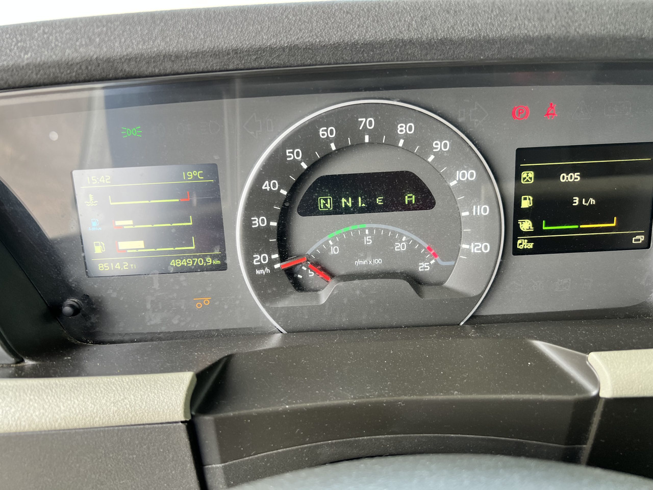 Вантажівка шасі camion Volvo 540 en chasis con retarder: фото 14