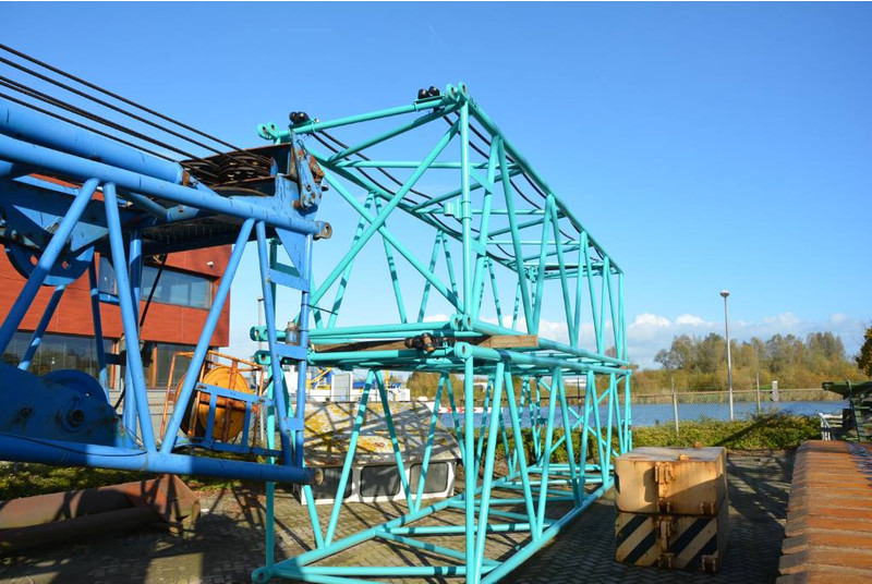 Kobelco CKE1800 CKE2000 Boom Sections - Кран-маніпулятор в категорії Будівельна техніка: фото 1 Kobelco CKE1800 CKE2000 Boom Sections - Кран-маніпулятор в категорії Будівельна техніка: фото 1