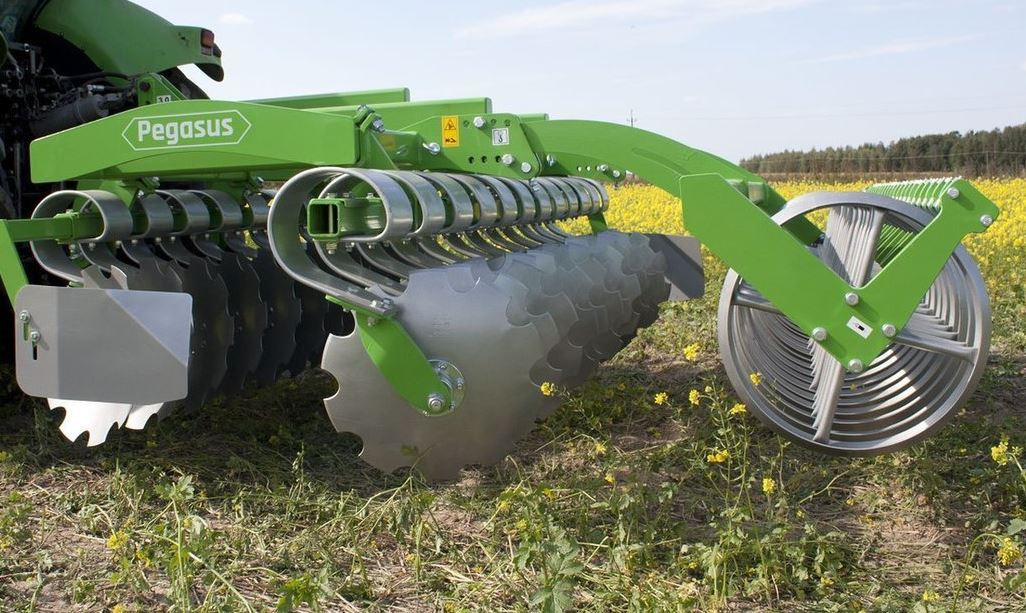 BOMET Brony talerzowe 3m / Kurzscheibeneggen/ Compact disc harrows/ Навесные дисковые компактные бороны - Дисковий культиватор: фото 2 BOMET Brony talerzowe 3m / Kurzscheibeneggen/ Compact disc harrows/ Навесные дисковые компактные бороны - Дисковий культиватор: фото 2