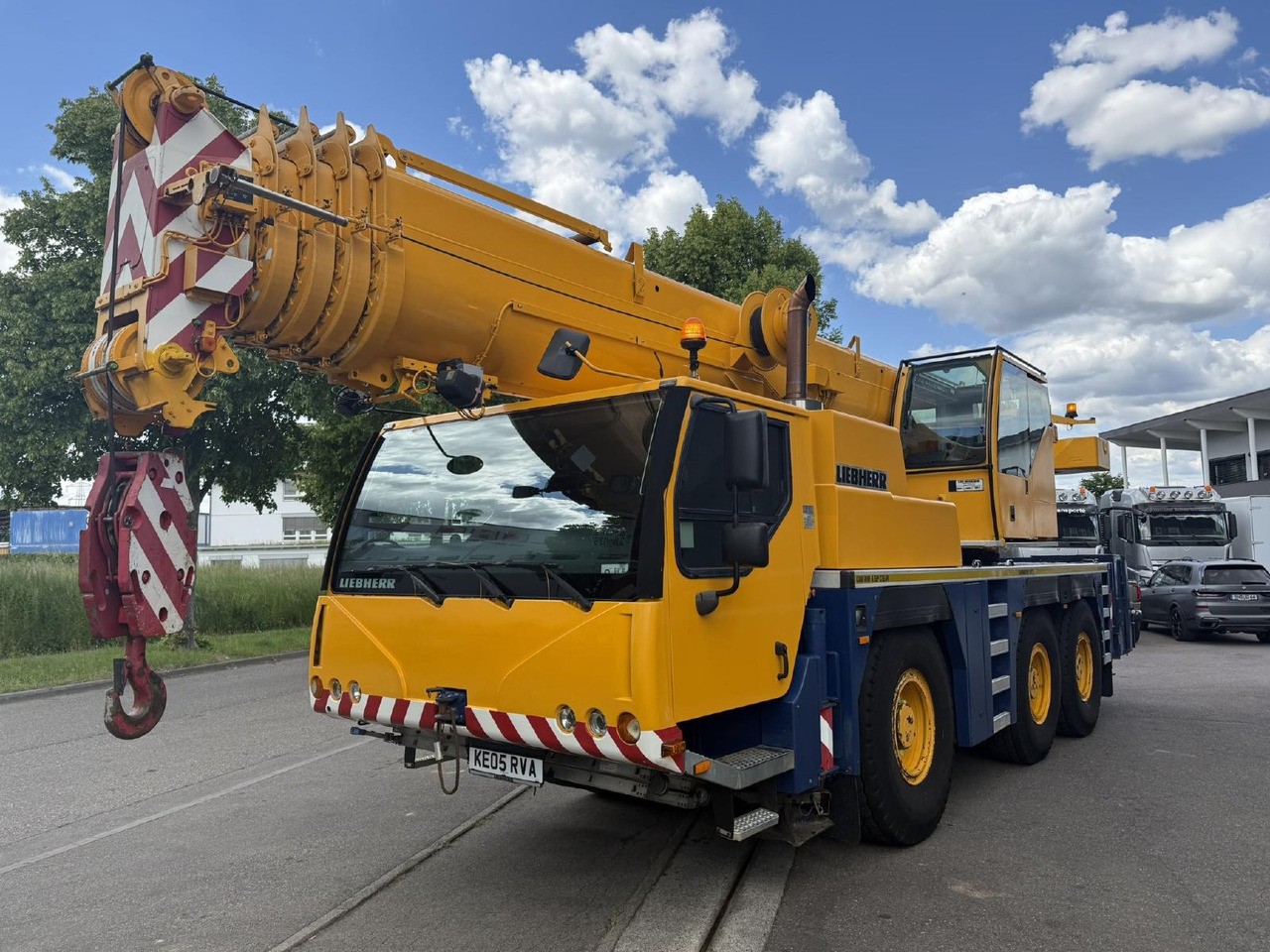 Liebherr LTM 1055-3.1 (05 - 055 855) | 6 x 6 - Автокран: фото 2 Liebherr LTM 1055-3.1 (05 - 055 855) | 6 x 6 - Автокран: фото 2